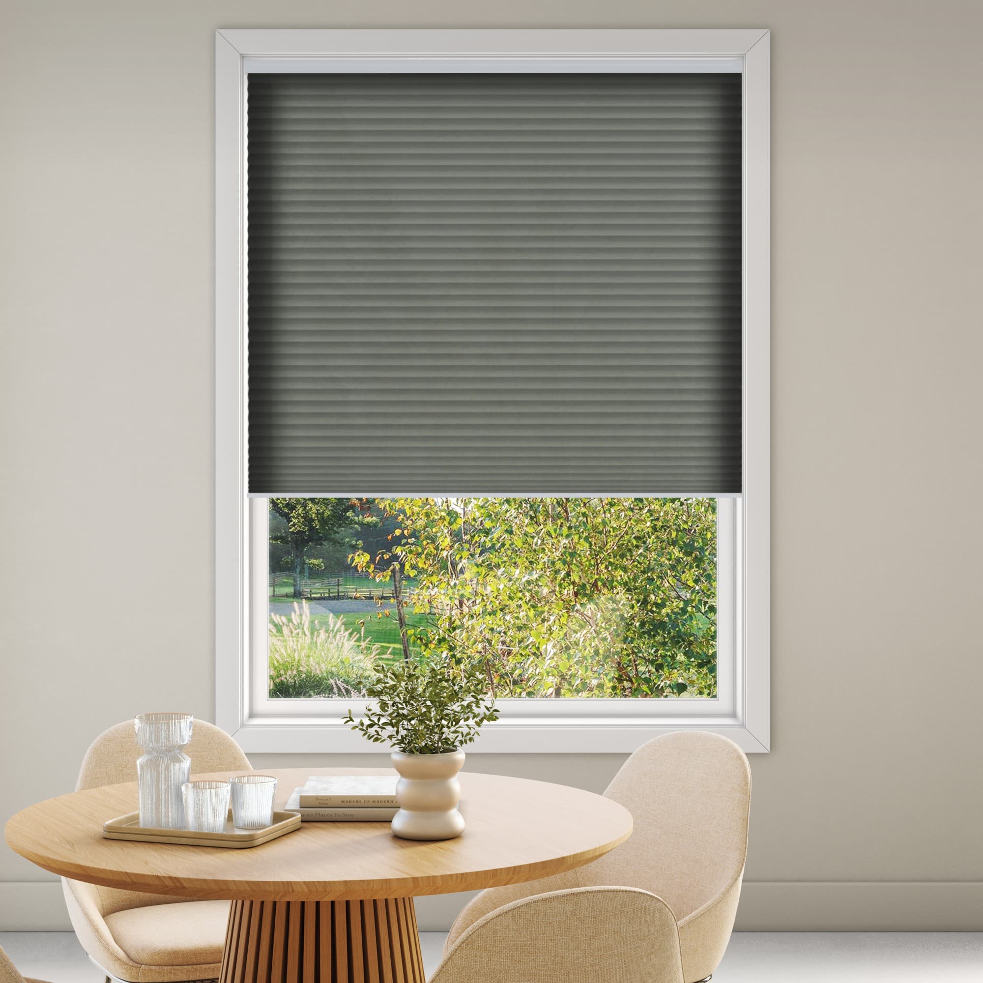 Essentials 1820 Pleated Blind