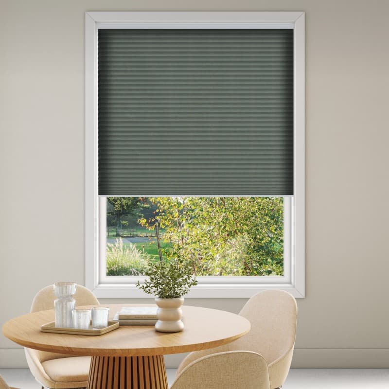 Noble FR 6152 Pleated Blind
