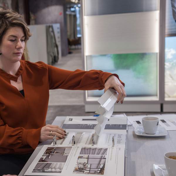 Luxaflex® återförsäljare av Duette® gardiner