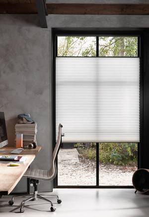 Inred med rätt gardiner till kontor - mängden ljus och avskärmning spelar roll